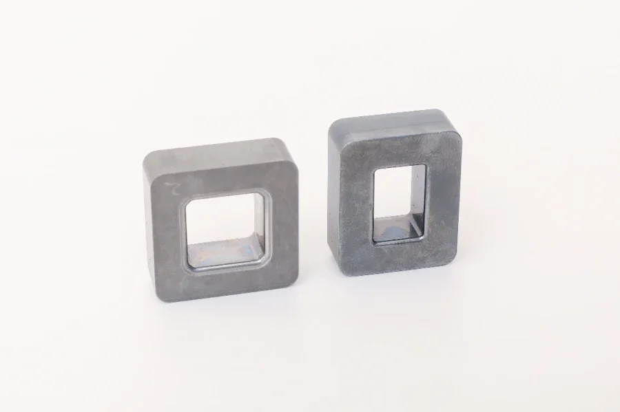 Metal Stamping Dies for Thin-Gauge Copper Busbar Parts