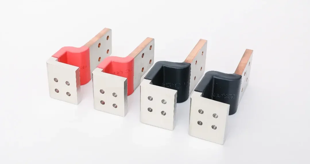 Copper Busbar vs Cable: Choosing the Right Power Path 1 Copper Busbar vs Cable Choosing the Right Power Path e1789454360285